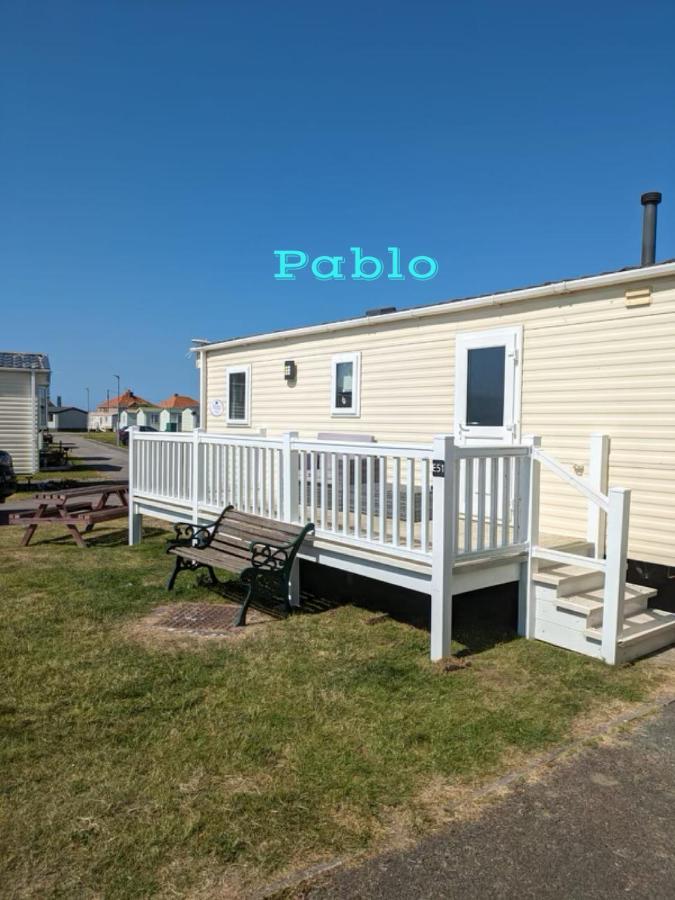 Towyn Six Berth En Suite Caravan Rhyl Exterior foto